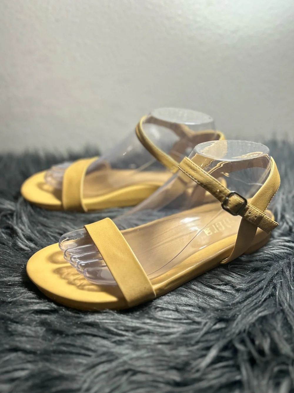 SECRA WILLOW CARAMEL TAN Ankle-Strap Flat Sandals SIZE US 8.5